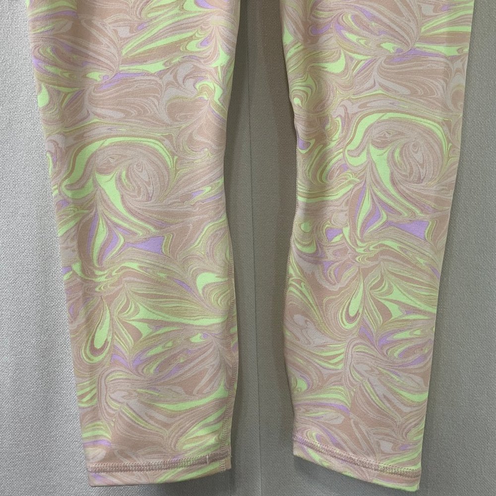 Fabletics Marble Define Power Hold Capri Sz S - Picture 7 of 12